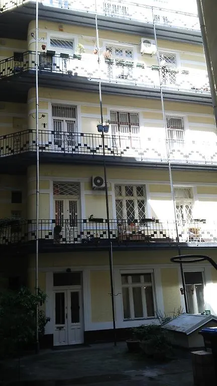 Downtown Apartments بودابست المجر